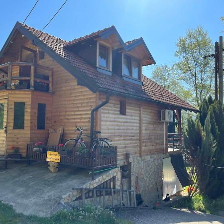 Apartman "Kapetana Luka" Ljubovija 외부 사진