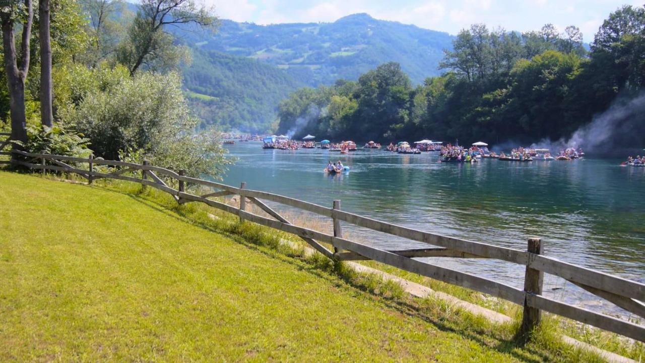 Apartman "Kapetana Luka" Ljubovija 외부 사진